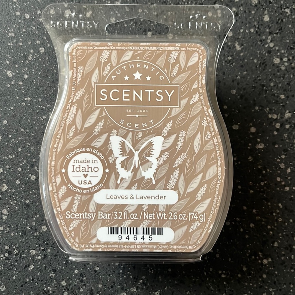 Leaves & Lavender Scentsy bar